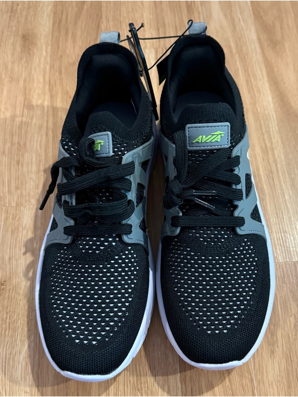 NEW Avia Men's Quickflash Running Sneakers - White/Black/Gray/Green - Size 8